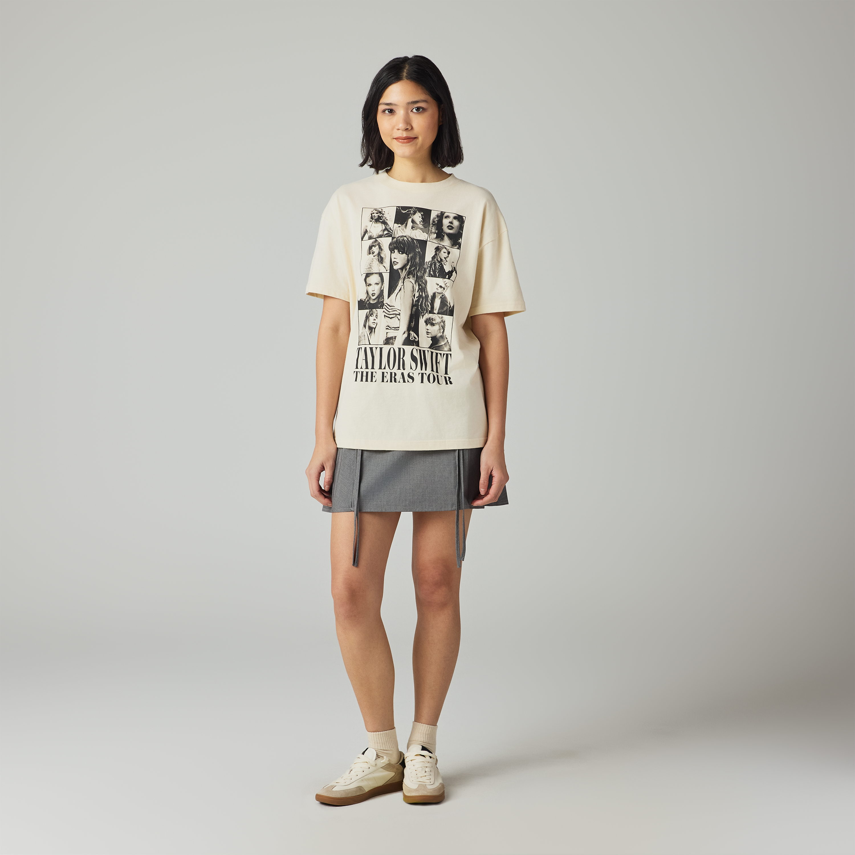 Taylor Swift - Taylor Swift The Eras Tour II Beige T-Shirt