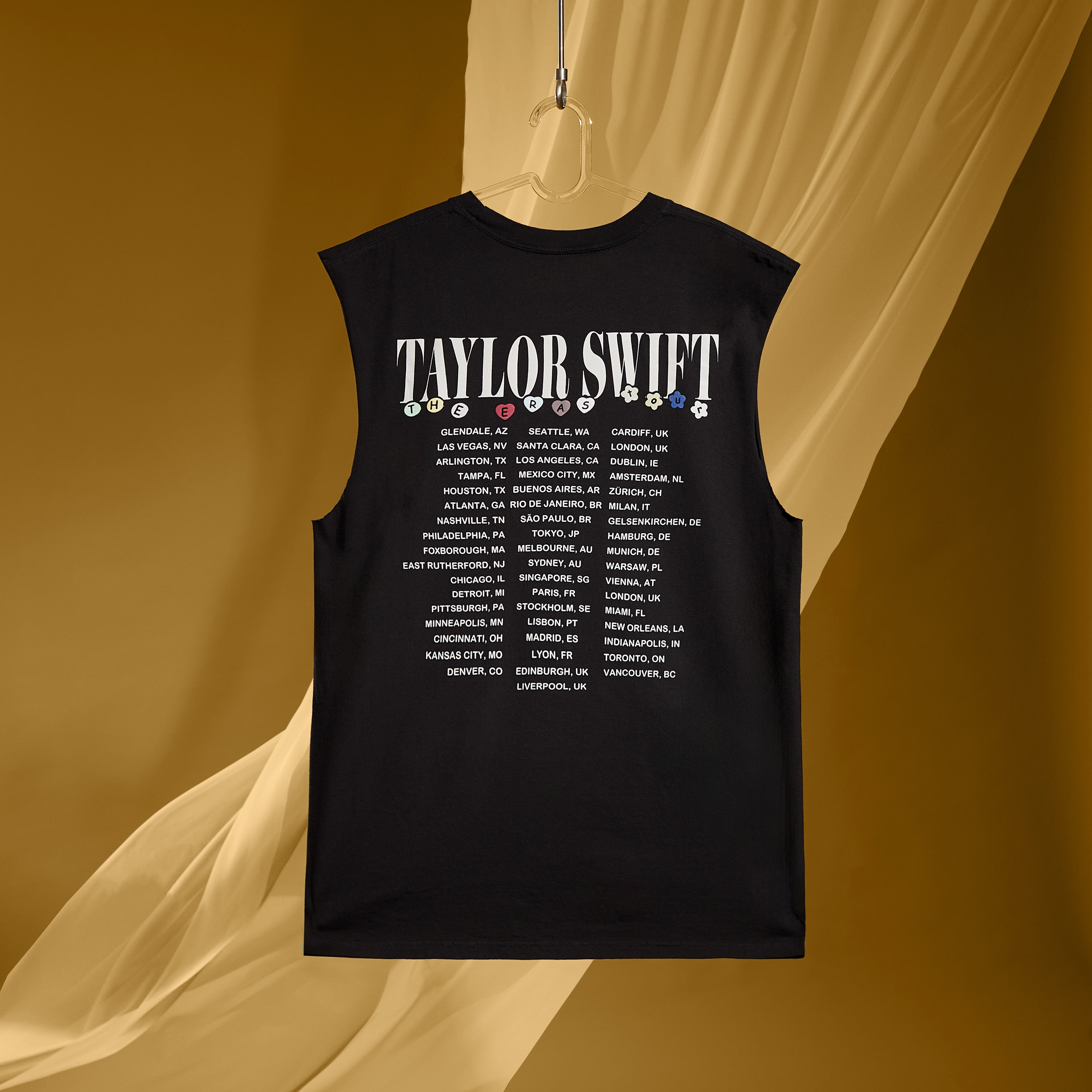 Taylor Swift - Taylor Swift | The Eras Tour Heart Hands Oversized Muscle Tank